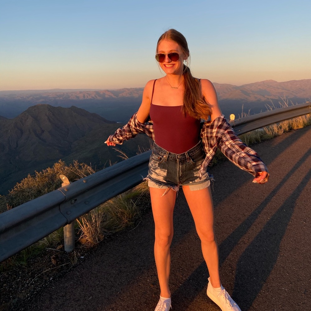 Meet your Posher, Rheana